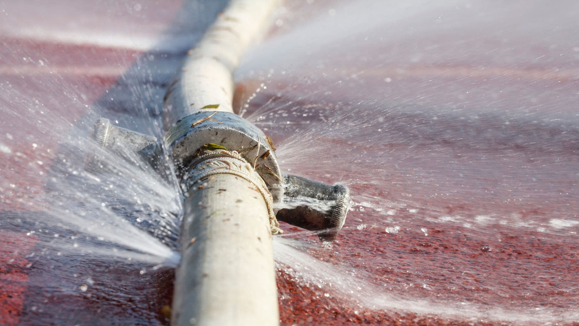 BOOK A LEAK DETECTION SPECIALIST FOR PRECISE LEAK LOCATING