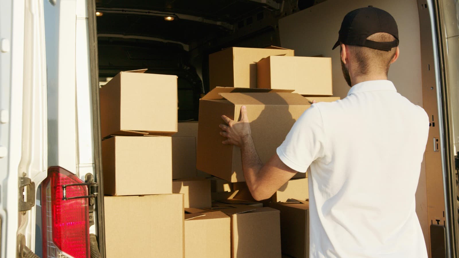 Tips for Smooth and Organized Removals