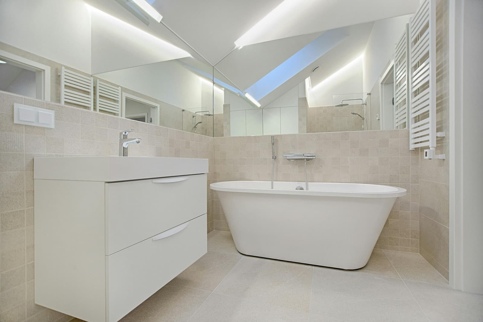 Professional Bathroom Contractors in Denver: Transform Your Space with Superior Construction