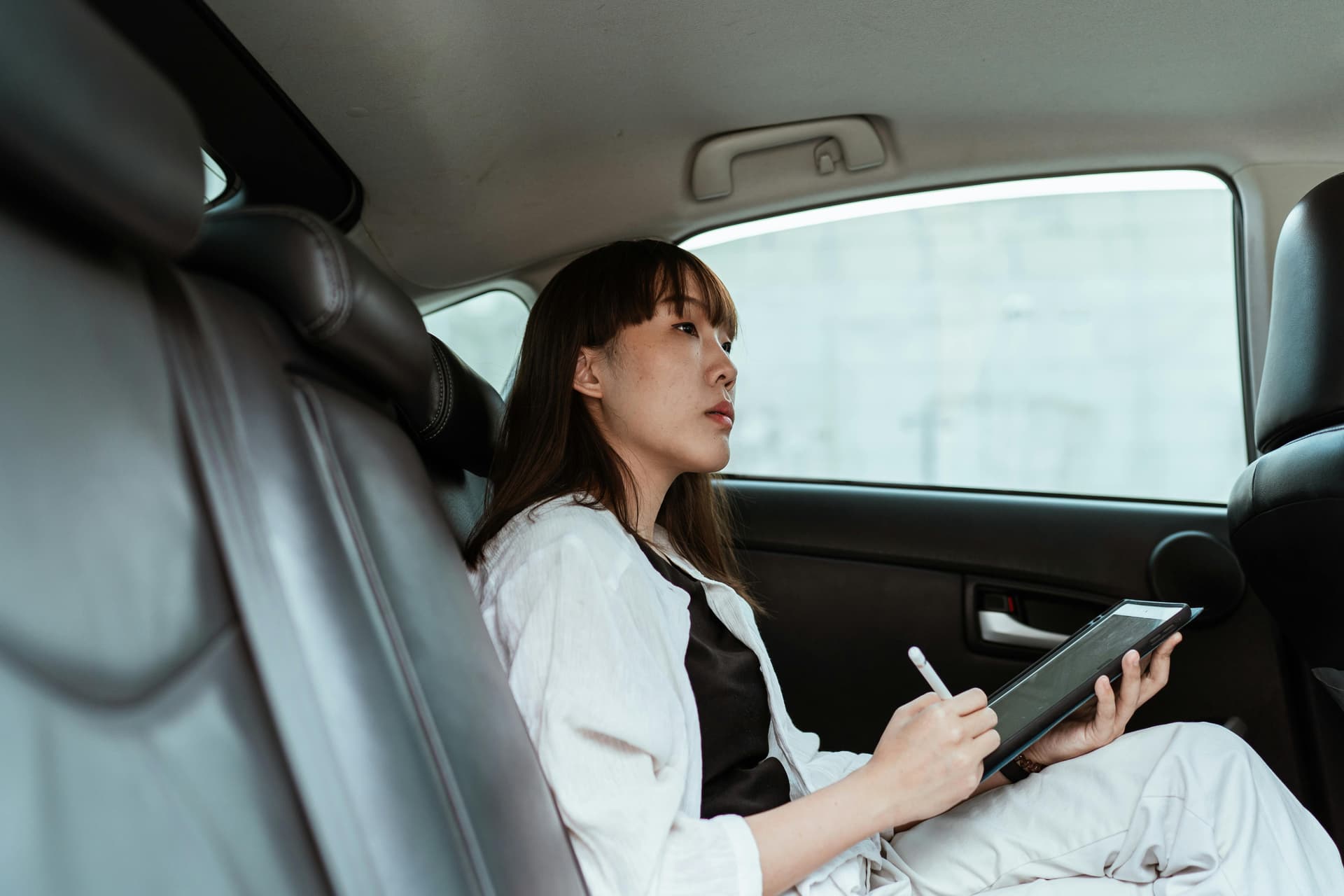 Vancouver to Seattle Limo – Luxury Cross-Border Transportation