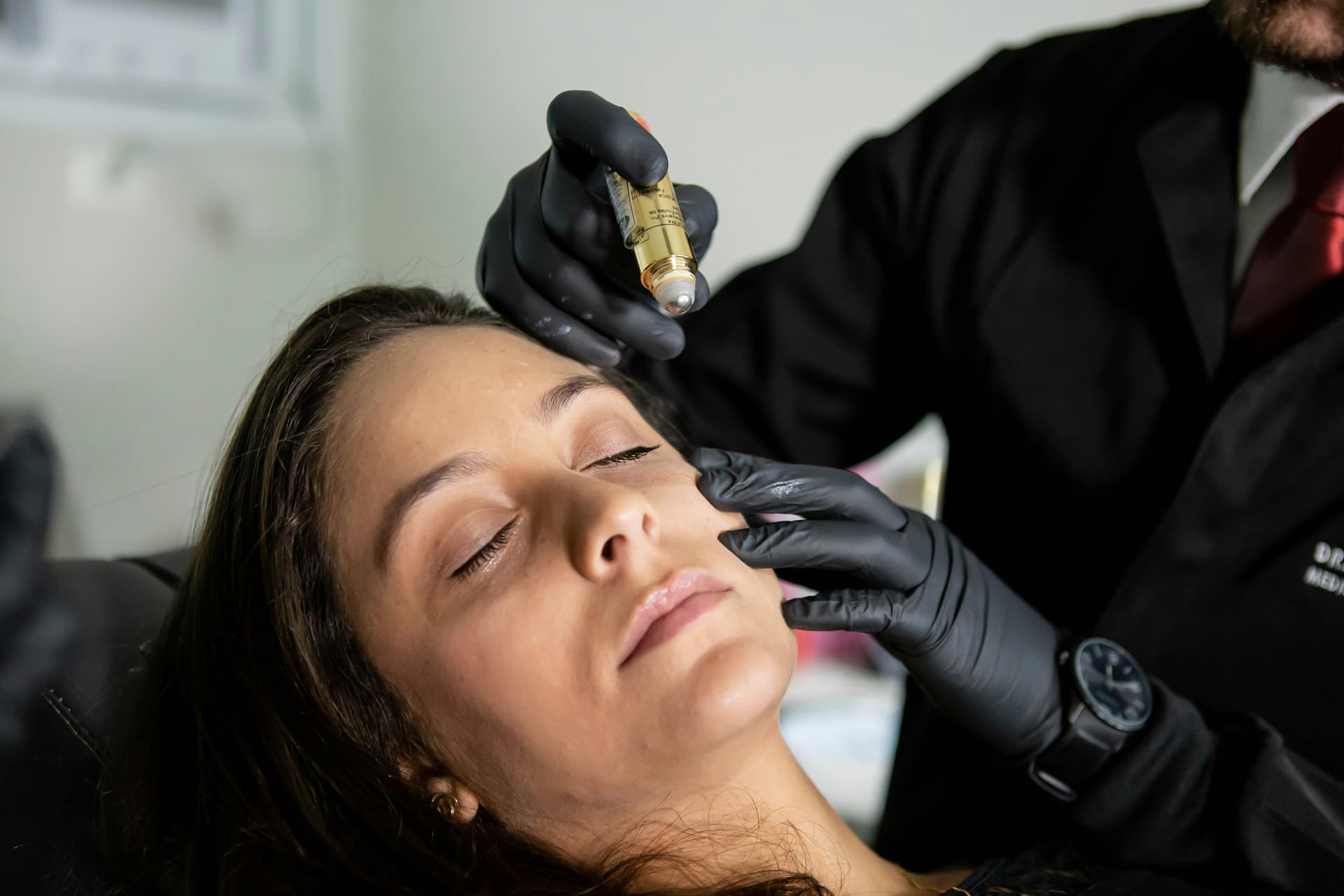 Custom Face Treatments Designed for Your Unique Skin Concerns
