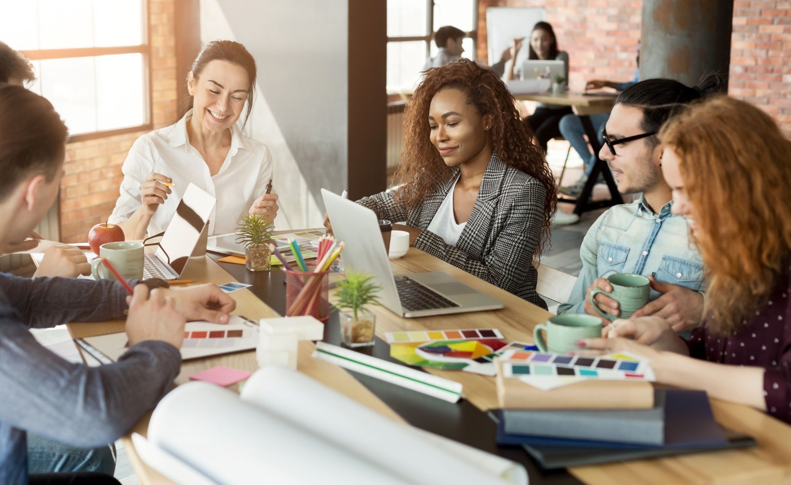 Effective Strategies for Bid-No-Bid Analysis in Competitive Environments